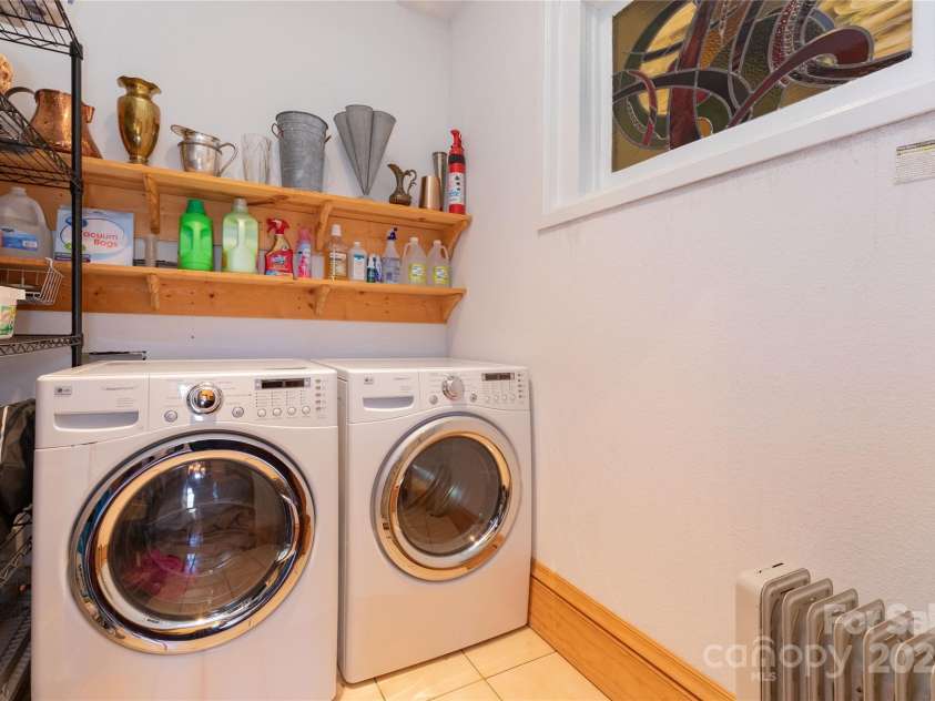 129 Woolsey Heights, Waynesville, NC 28786.  MLS# CAR4244585, YatesRealty ID 196. 