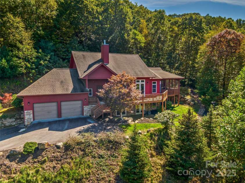 1341 Double Knob Drive, Arden, NC 28704.  MLS# CAR4312752, YatesRealty ID 196. 