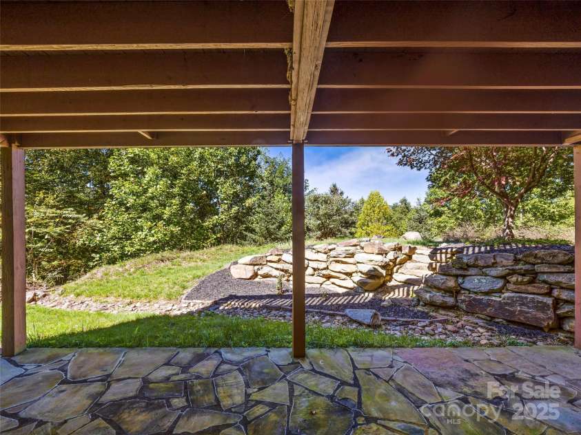 1341 Double Knob Drive, Arden, NC 28704.  MLS# CAR4312752, YatesRealty ID 196. 