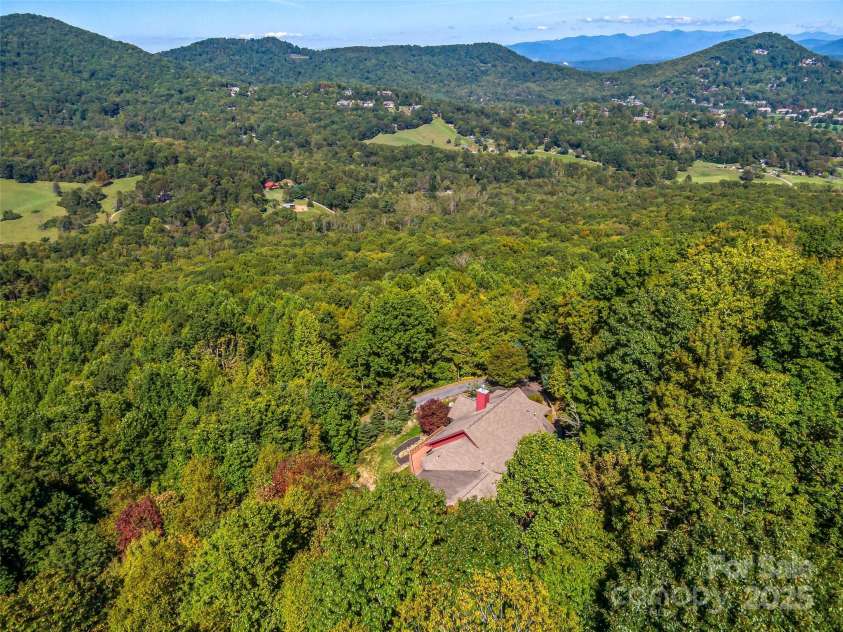 1341 Double Knob Drive, Arden, NC 28704.  MLS# CAR4312752, YatesRealty ID 196. 