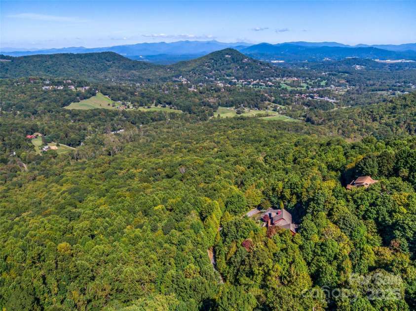 1341 Double Knob Drive, Arden, NC 28704.  MLS# CAR4312752, YatesRealty ID 196. 
