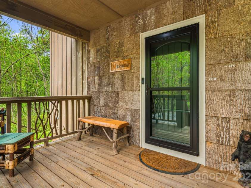 79 Slumber Lane, Sylva, NC 28779.  MLS# CAR4248266, YatesRealty ID 1960. 