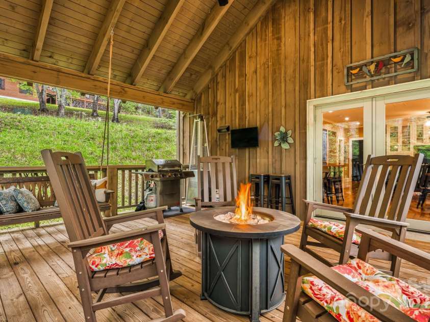 79 Slumber Lane, Sylva, NC 28779.  MLS# CAR4248266, YatesRealty ID 1960. 