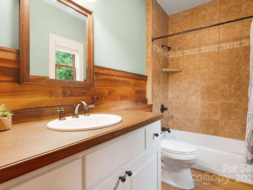 79 Slumber Lane, Sylva, NC 28779.  MLS# CAR4248266, YatesRealty ID 1960. 