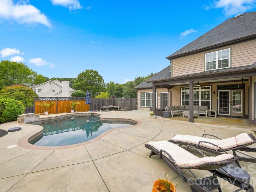 103 Webbed Foot Road, Mooresville, NC 28117.  MLS# CAR4417495, YatesRealty ID 19600. 