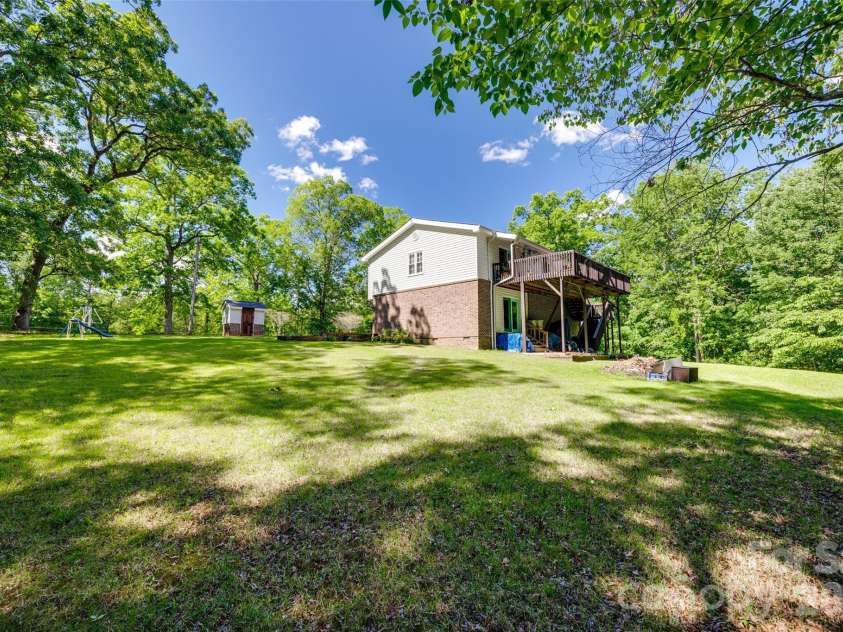 679 Fairforest Road, Chester, SC 29706.  MLS# CAR4373763, YatesRealty ID 19601. 