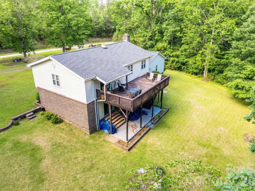 679 Fairforest Road, Chester, SC 29706.  MLS# CAR4373763, YatesRealty ID 19601. 