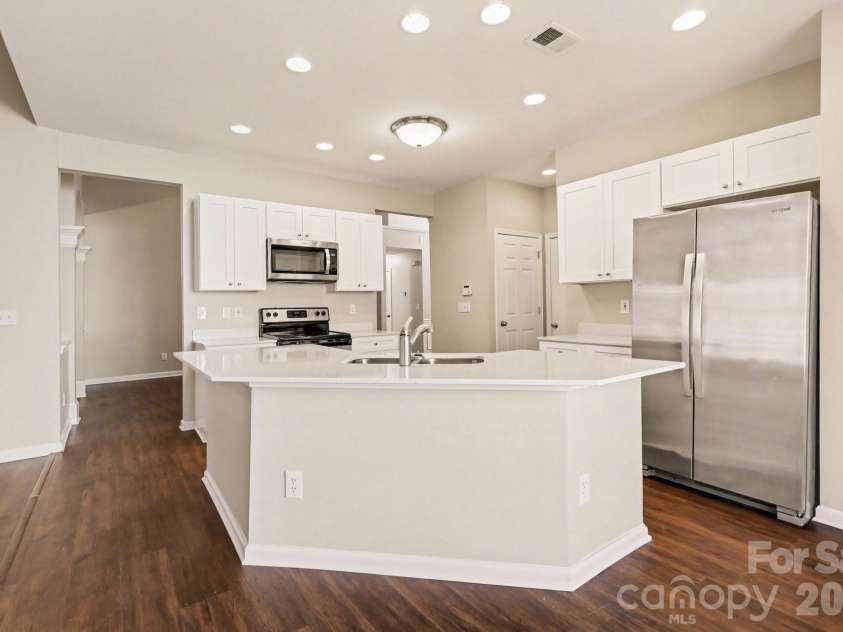 3629 Arklow Road, Charlotte, NC 28269.  MLS# CAR4357014, YatesRealty ID 19602. 