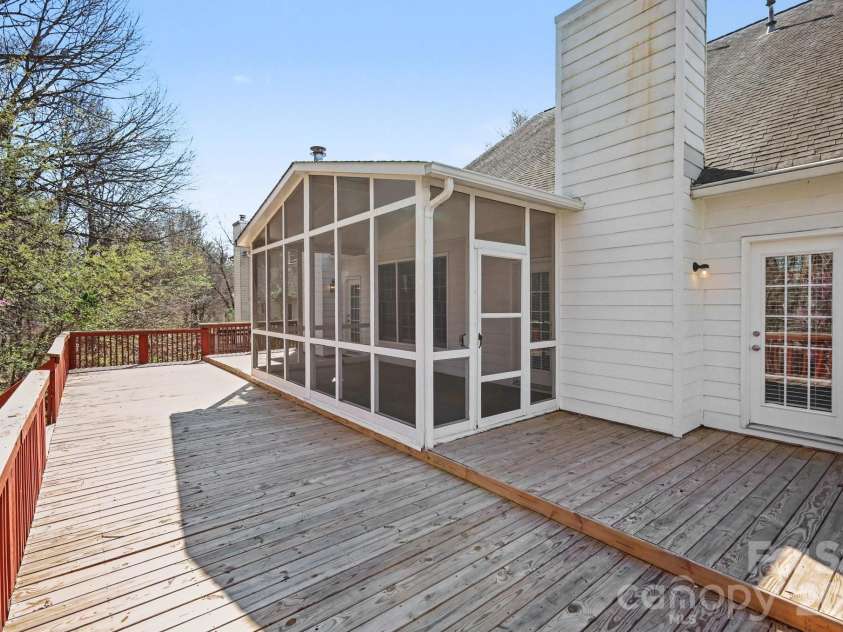 3629 Arklow Road, Charlotte, NC 28269.  MLS# CAR4357014, YatesRealty ID 19602. 