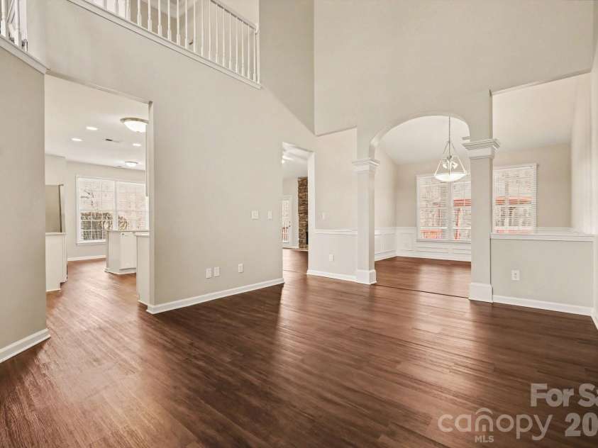 3629 Arklow Road, Charlotte, NC 28269.  MLS# CAR4357014, YatesRealty ID 19602. 