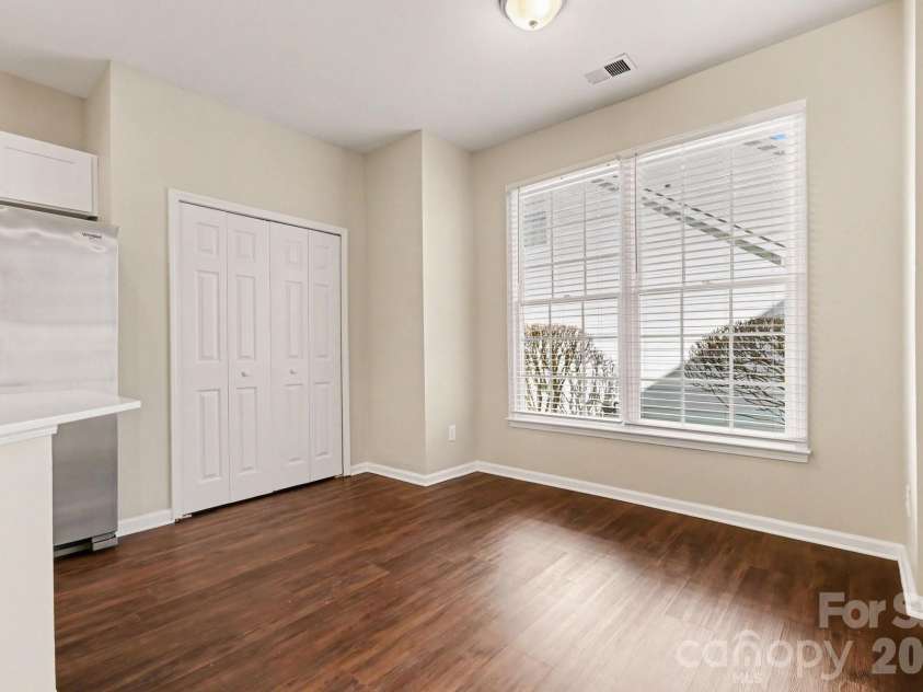 3629 Arklow Road, Charlotte, NC 28269.  MLS# CAR4357014, YatesRealty ID 19602. 