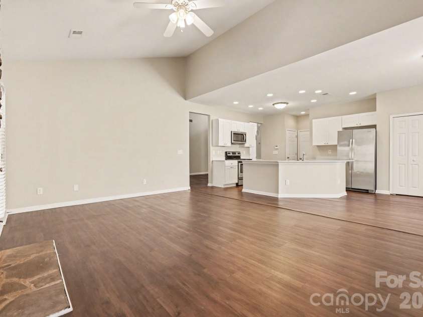 3629 Arklow Road, Charlotte, NC 28269.  MLS# CAR4357014, YatesRealty ID 19602. 