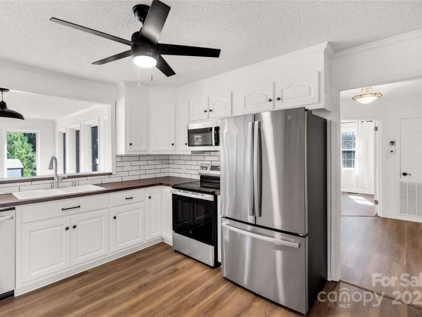 5323 Flat Creek Road, Heath Springs, SC 29058.  MLS# CAR4263664, YatesRealty ID 19602. 