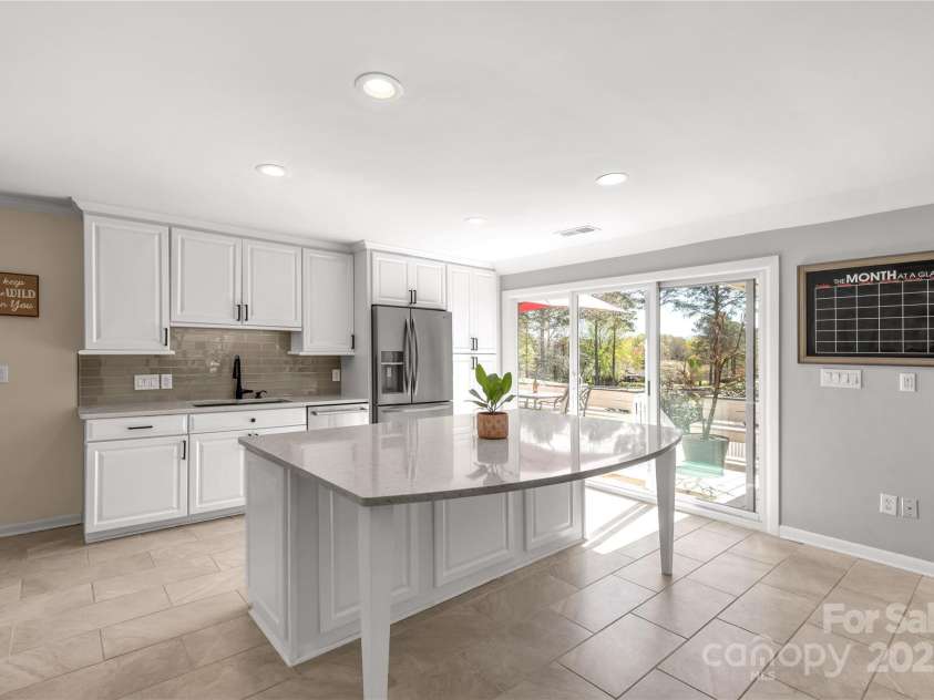 22 Honeysuckle Lane, Clover, SC 29710.  MLS# CAR4266746, YatesRealty ID 19603. 