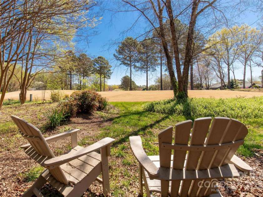 22 Honeysuckle Lane, Clover, SC 29710.  MLS# CAR4266746, YatesRealty ID 19603. 