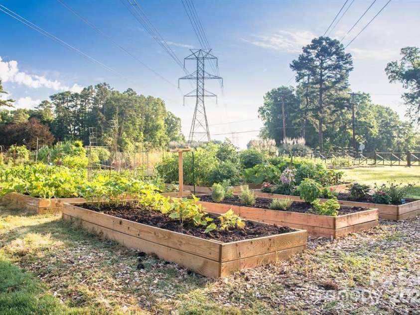 22 Honeysuckle Lane, Clover, SC 29710.  MLS# CAR4266746, YatesRealty ID 19603. Community Garden