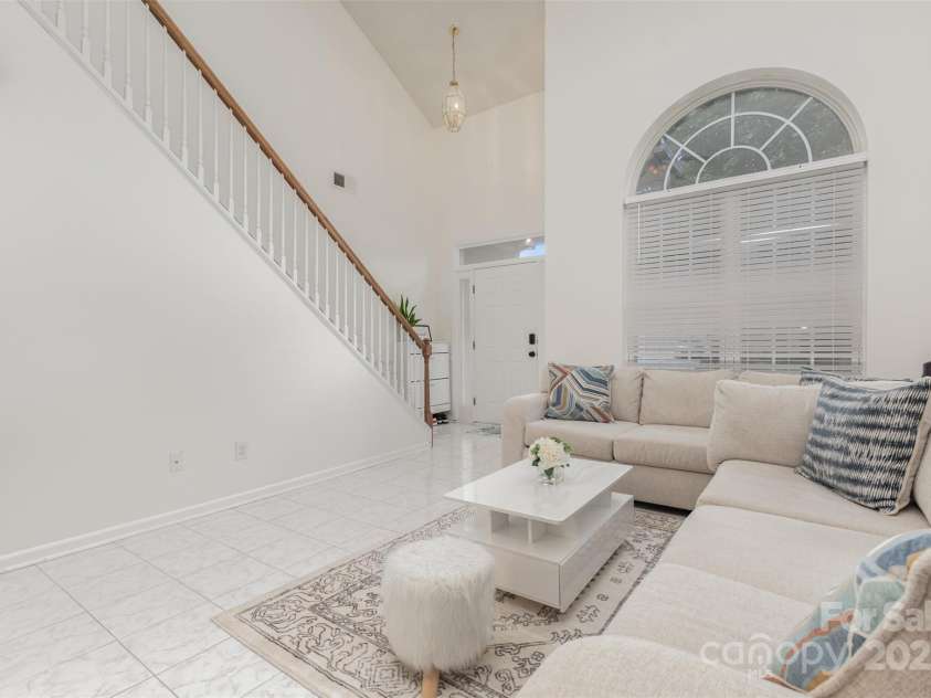 13521 Michael Lynn Road, Charlotte, NC 28278.  MLS# CAR4304720, YatesRealty ID 19604. 