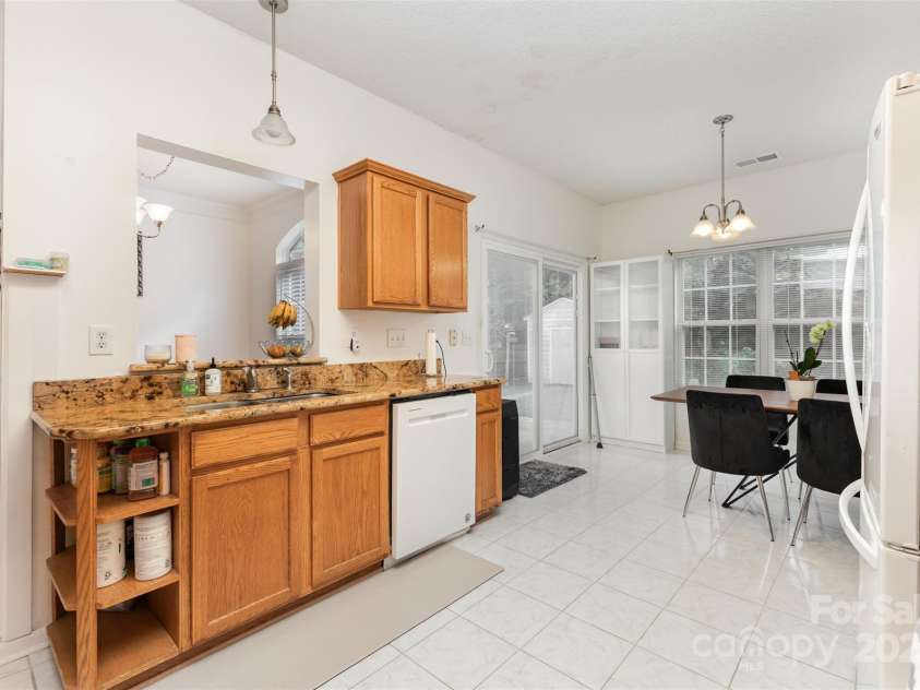 13521 Michael Lynn Road, Charlotte, NC 28278.  MLS# CAR4304720, YatesRealty ID 19604. 