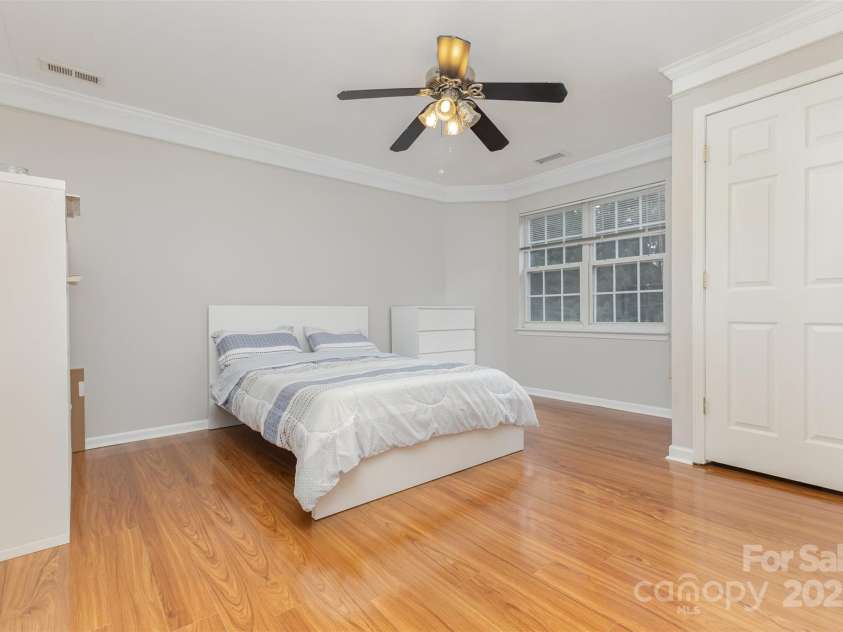 13521 Michael Lynn Road, Charlotte, NC 28278.  MLS# CAR4304720, YatesRealty ID 19604. 
