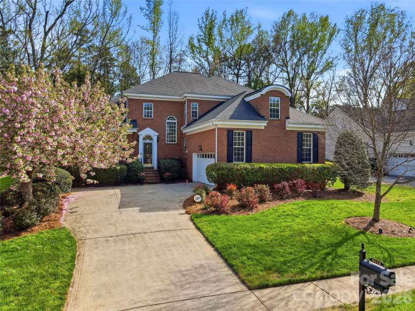 9212 Fairchild Lane, Charlotte, NC 28277.  MLS# CAR4340638, YatesRealty ID 19604. 