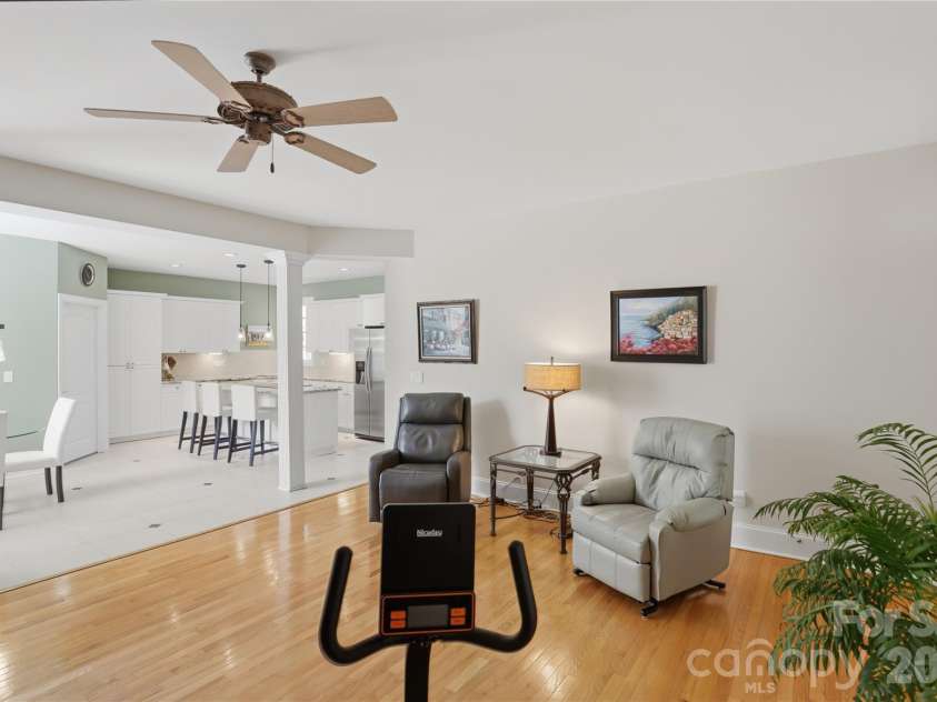 9212 Fairchild Lane, Charlotte, NC 28277.  MLS# CAR4340638, YatesRealty ID 19604. 