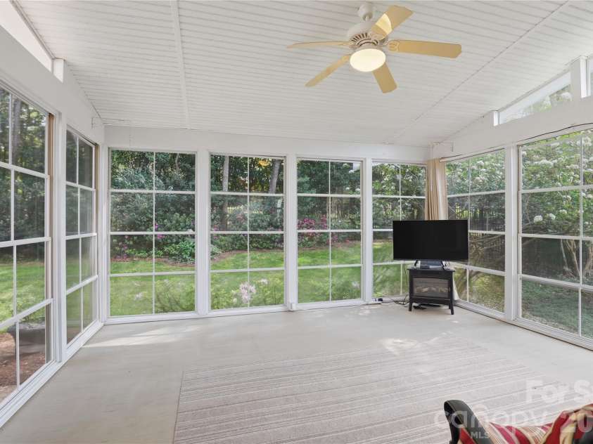 9212 Fairchild Lane, Charlotte, NC 28277.  MLS# CAR4340638, YatesRealty ID 19604. 
