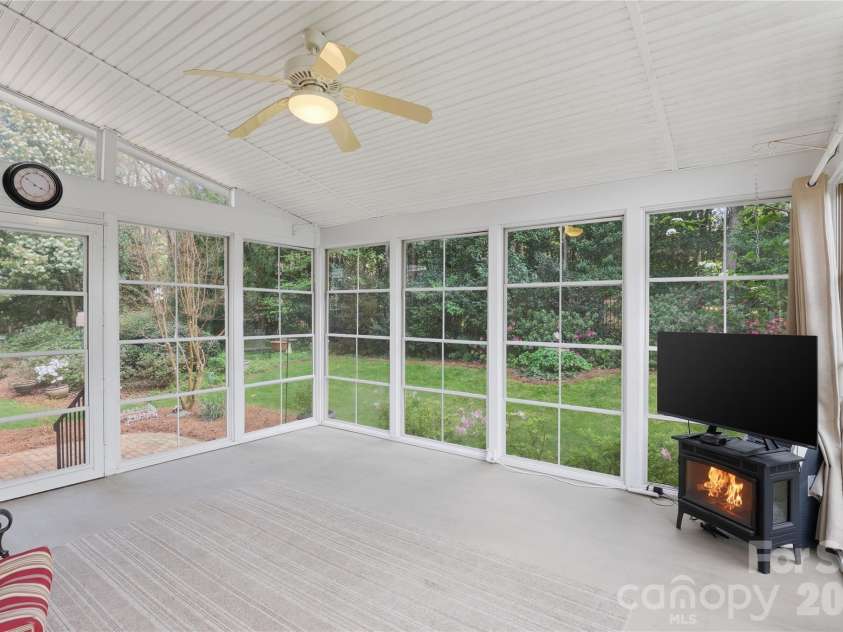 9212 Fairchild Lane, Charlotte, NC 28277.  MLS# CAR4340638, YatesRealty ID 19604. 