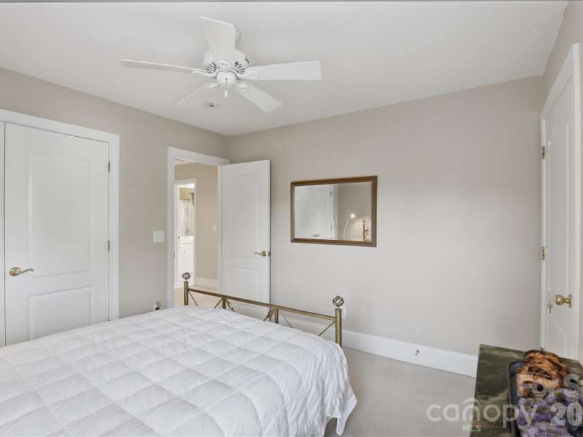9212 Fairchild Lane, Charlotte, NC 28277.  MLS# CAR4340638, YatesRealty ID 19604. 