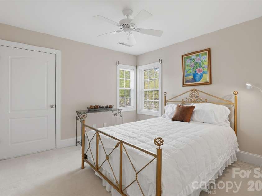 9212 Fairchild Lane, Charlotte, NC 28277.  MLS# CAR4340638, YatesRealty ID 19604. 