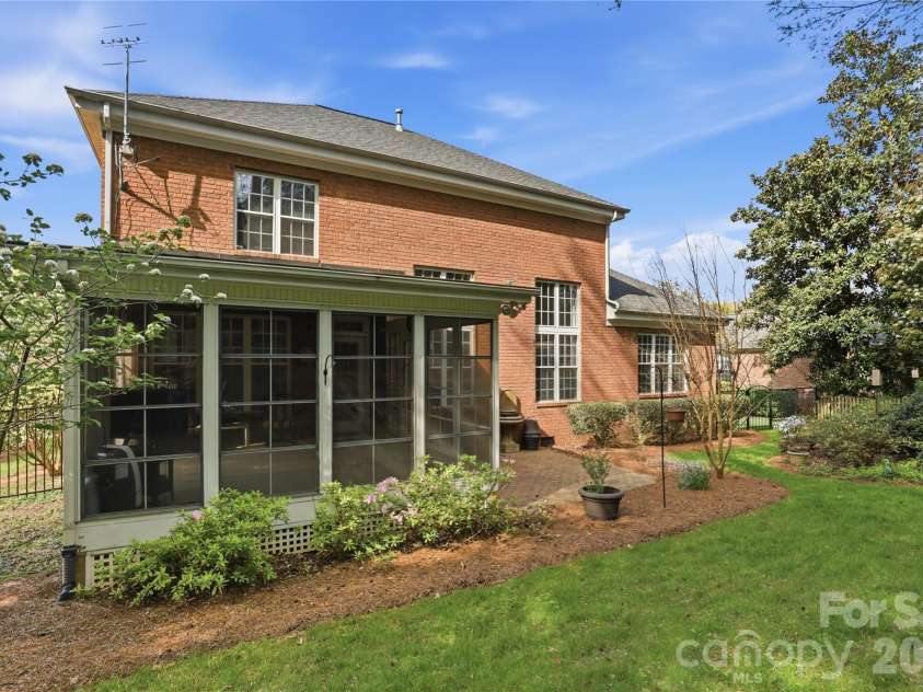 9212 Fairchild Lane, Charlotte, NC 28277.  MLS# CAR4340638, YatesRealty ID 19604. 
