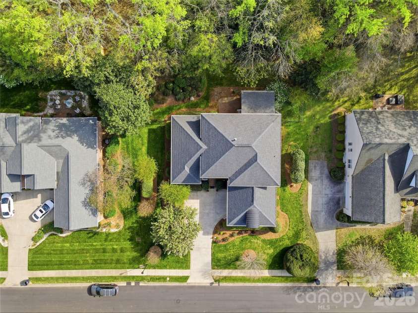 9212 Fairchild Lane, Charlotte, NC 28277.  MLS# CAR4340638, YatesRealty ID 19604. 