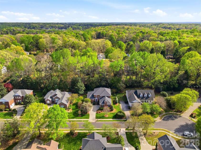 9212 Fairchild Lane, Charlotte, NC 28277.  MLS# CAR4340638, YatesRealty ID 19604. 