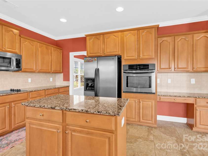 2275 Laurens Drive, Concord, NC 28027.  MLS# CAR4270205, YatesRealty ID 19605. 