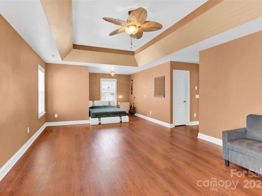 2275 Laurens Drive, Concord, NC 28027.  MLS# CAR4270205, YatesRealty ID 19605. 