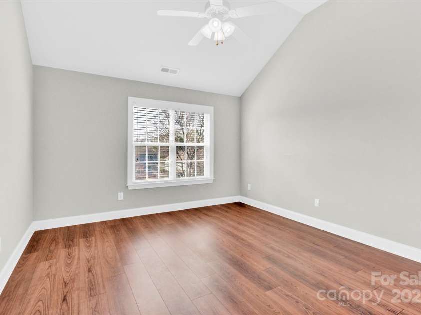 2275 Laurens Drive, Concord, NC 28027.  MLS# CAR4270205, YatesRealty ID 19605. 