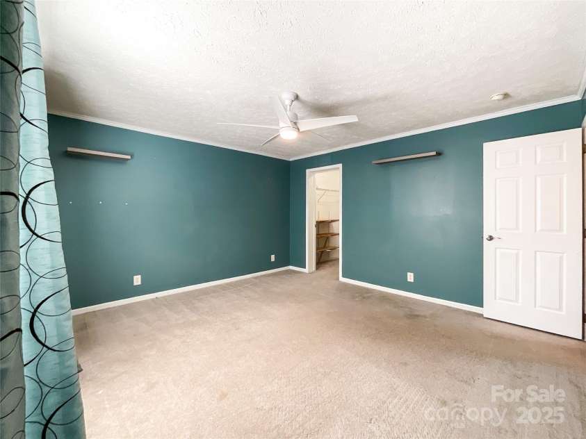 2800 Garden Glen Court, Monroe, NC 28112.  MLS# CAR4318311, YatesRealty ID 19605. 