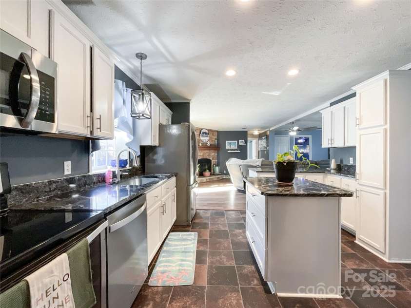 2800 Garden Glen Court, Monroe, NC 28112.  MLS# CAR4318311, YatesRealty ID 19605. 
