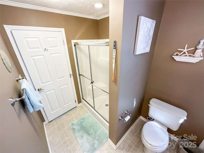 2800 Garden Glen Court, Monroe, NC 28112.  MLS# CAR4318311, YatesRealty ID 19605. 