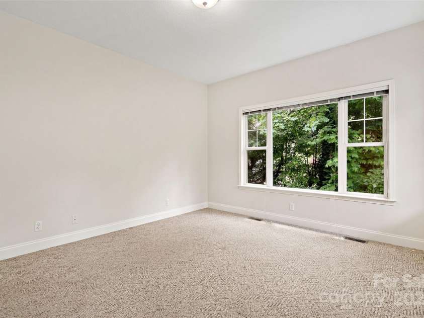 1 Teresa Way, Black Mountain, NC 28711.  MLS# CAR4266378, YatesRealty ID 19606. 