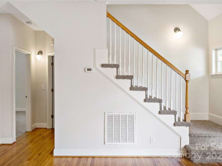 1 Teresa Way, Black Mountain, NC 28711.  MLS# CAR4266378, YatesRealty ID 19606. 