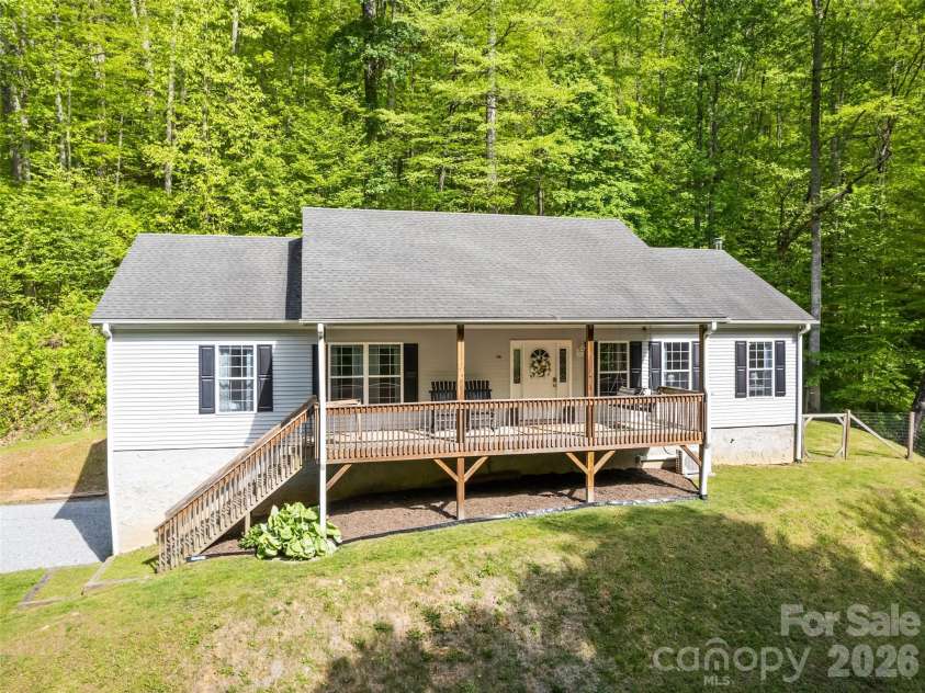 114 Cool Water Trail, Sylva, NC 28779.  MLS# CAR4379266, YatesRealty ID 19608. 