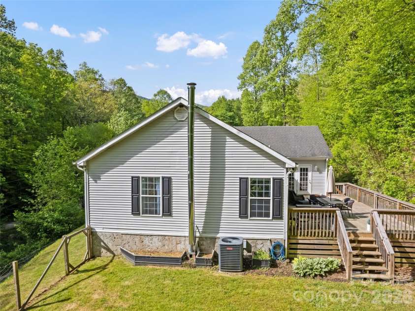 114 Cool Water Trail, Sylva, NC 28779.  MLS# CAR4379266, YatesRealty ID 19608. 