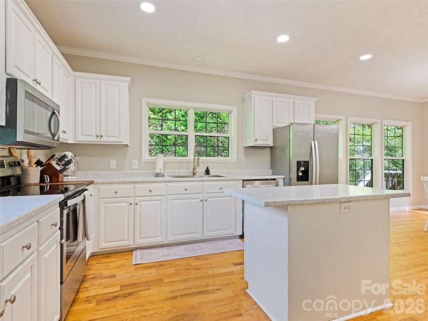 114 Cool Water Trail, Sylva, NC 28779.  MLS# CAR4379266, YatesRealty ID 19608. 