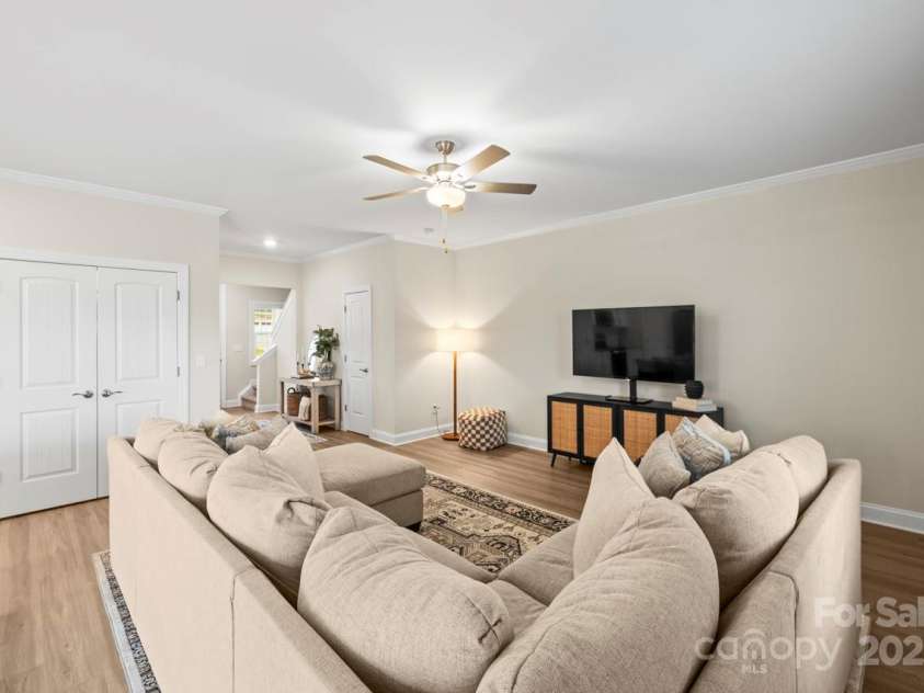 159 Tanner Loop, Troutman, NC 28166.  MLS# CAR4196119, YatesRealty ID 1961. Living Room showcasing open floor plan