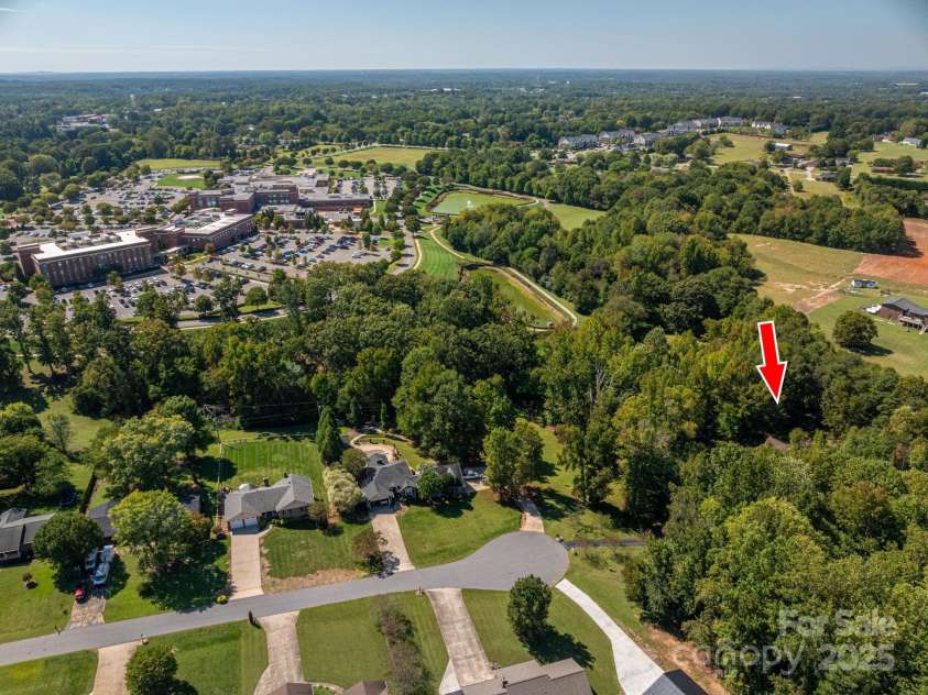741 Sunridge Drive, Lincolnton, NC 28092.  MLS# CAR4305136, YatesRealty ID 1961. 