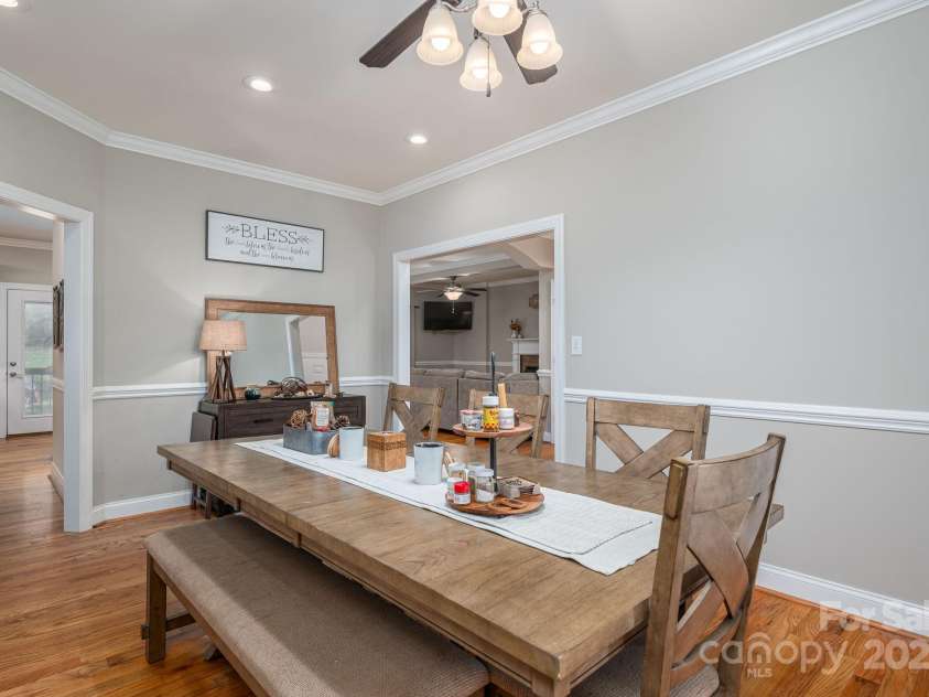 741 Sunridge Drive, Lincolnton, NC 28092.  MLS# CAR4305136, YatesRealty ID 1961. 