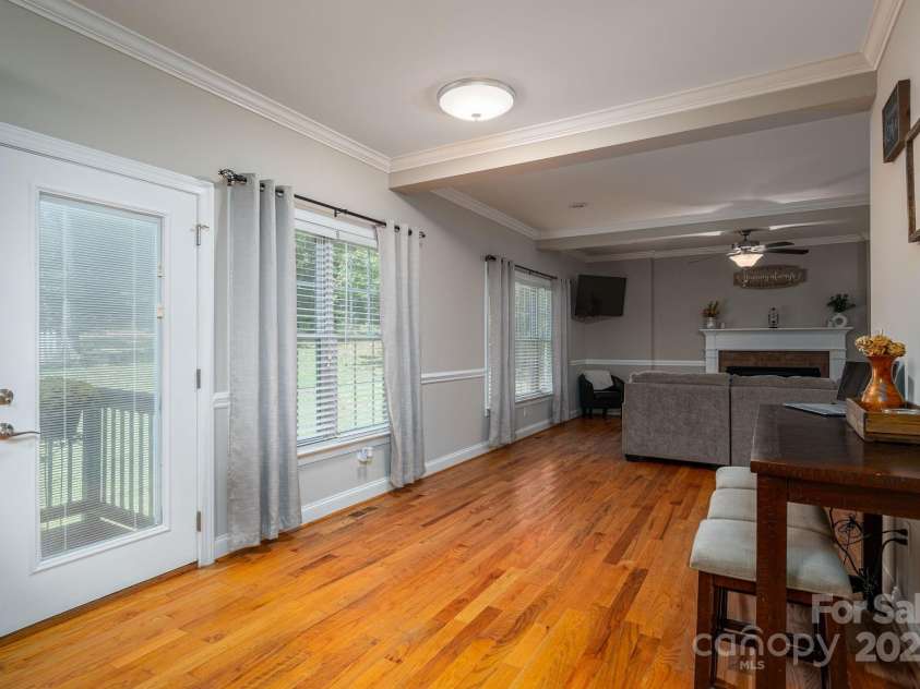741 Sunridge Drive, Lincolnton, NC 28092.  MLS# CAR4305136, YatesRealty ID 1961. 