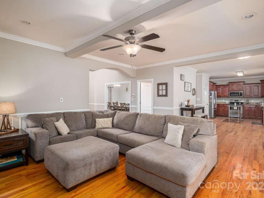 741 Sunridge Drive, Lincolnton, NC 28092.  MLS# CAR4305136, YatesRealty ID 1961. 