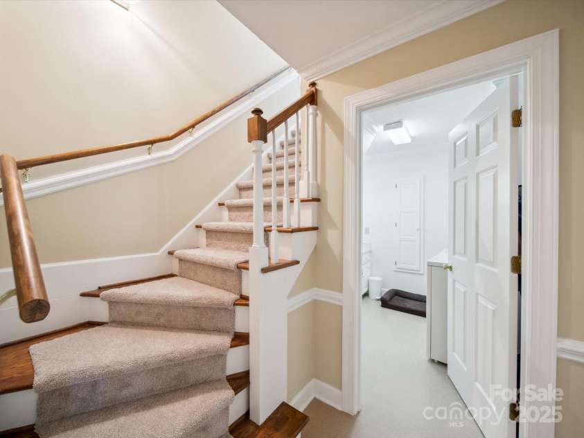1518 Appaloosa Way, Gastonia, NC 28056.  MLS# CAR4265252, YatesRealty ID 19610. 