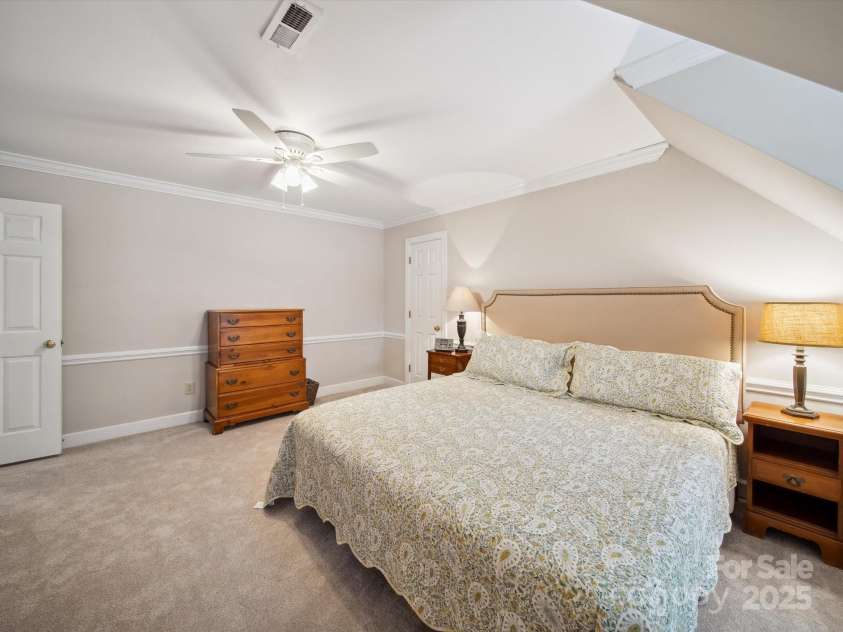 1518 Appaloosa Way, Gastonia, NC 28056.  MLS# CAR4265252, YatesRealty ID 19610. 